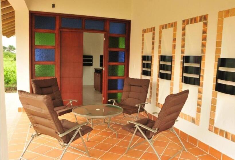 패밀리 룸, Brizantha Hotel Campestre