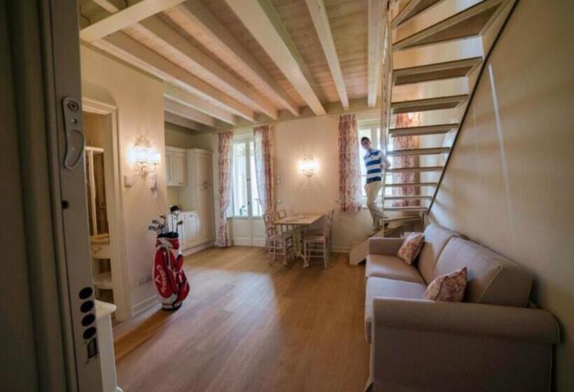 Номер Стандарт с Террасой, Garda Hotel San Vigilio Golf