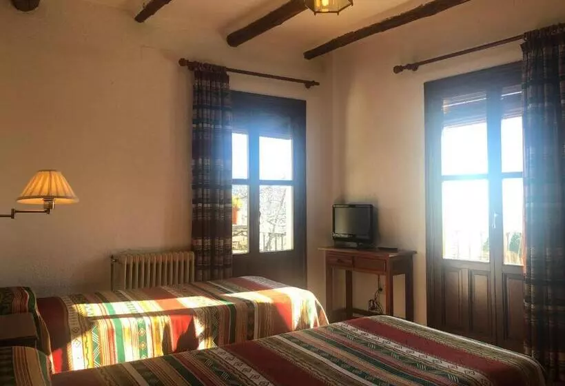 スタンダードルーム, Hostal Rural Poqueira