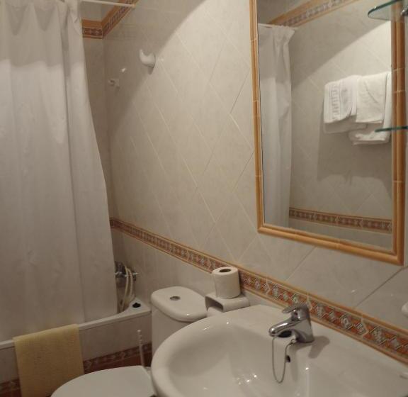 Номер Стандарт, Hostal Rural Poqueira