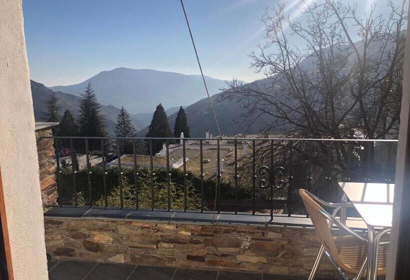 חדר אקונומי, Hostal Rural Poqueira