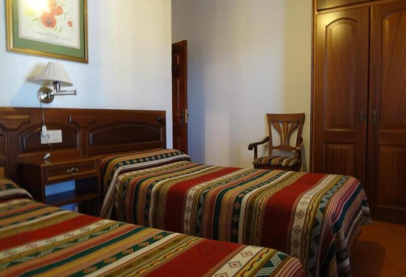 Номер Стандарт, Hostal Rural Poqueira