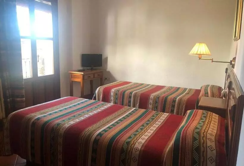 スタンダードルーム, Hostal Rural Poqueira