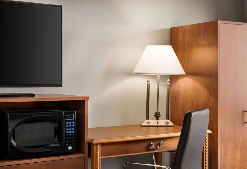 Номер Deluxe Адаптированный для Инвалидов, Americinn By Wyndham Laramie Near University Of Wyoming