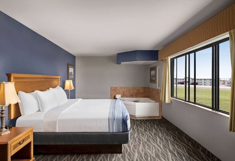 Люкс Повышенной Комфортности, Americinn By Wyndham Laramie Near University Of Wyoming