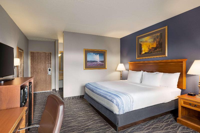 غرفة ديلوكس سرير كينج, Americinn By Wyndham Laramie Near University Of Wyoming