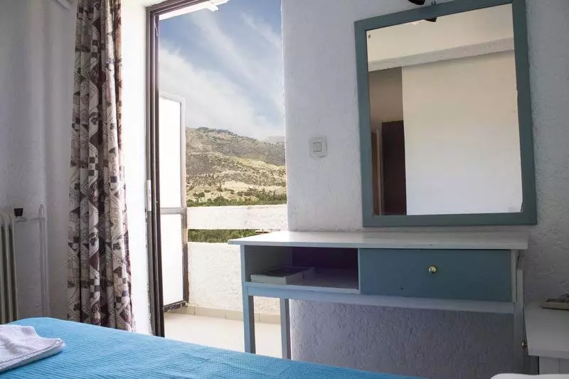 Chambre Standard Individuelle, Esperides