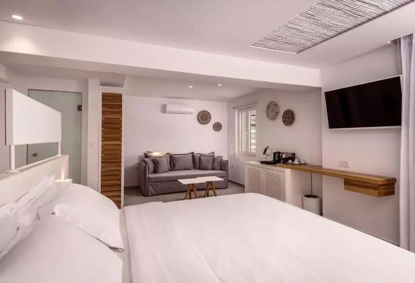 سوییت لوکس, Kantouni Beach Boutique
