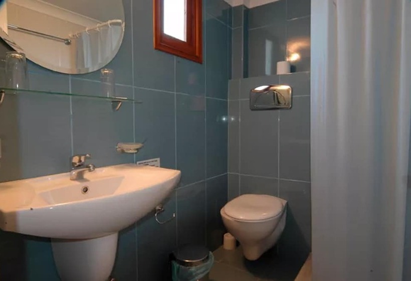 オーシャンビュースタンダードルーム, Navarone