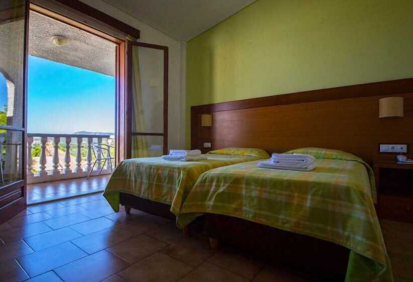 オーシャンビュースタンダードルーム, Navarone