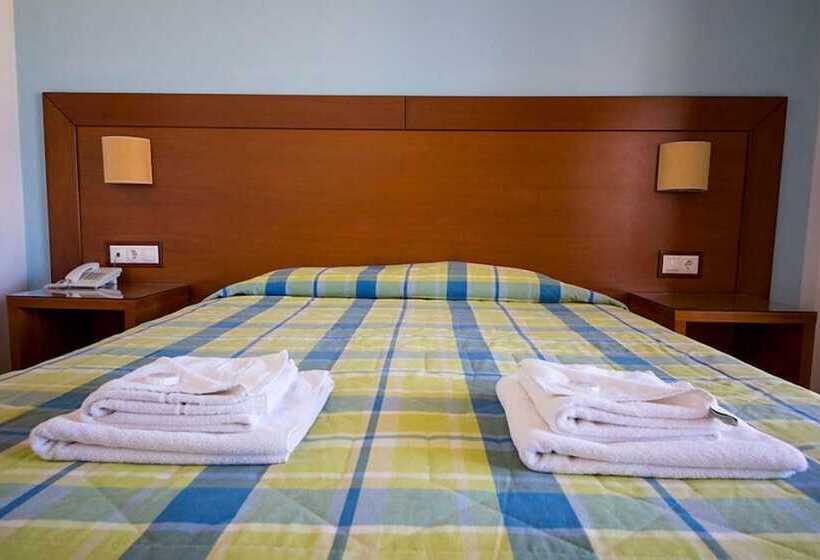 スタンダードシングルルーム, Navarone