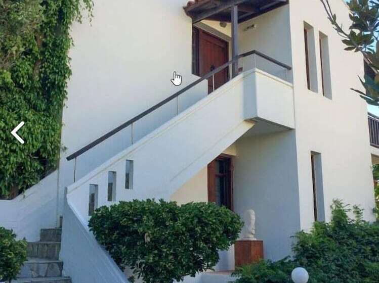 豪华工作室, Proimos Maisonnettes