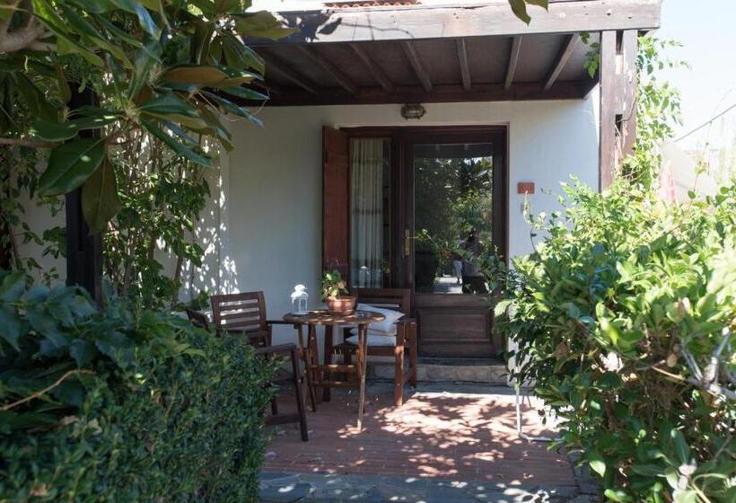 带1个卧室带花园景观的公寓, Proimos Maisonnettes