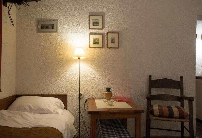 带2个卧室的公寓, Proimos Maisonnettes