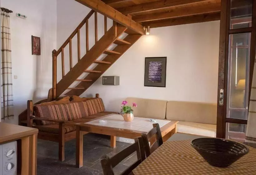 Deluxe-studio, Proimos Maisonnettes