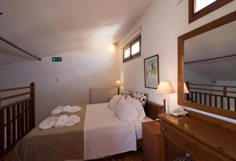 Deluxe-studio, Proimos Maisonnettes