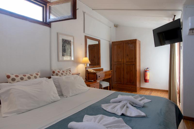 豪华工作室, Proimos Maisonnettes