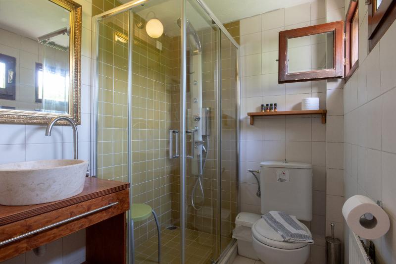 豪华工作室, Proimos Maisonnettes