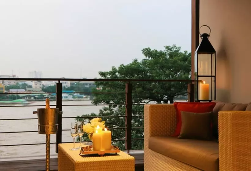 Deluxe room with river view