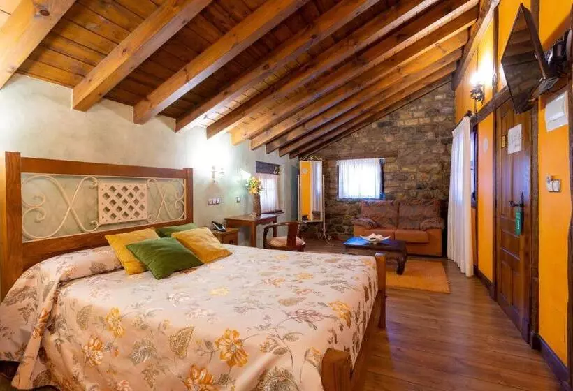 سوئیت جونیور با ماساژ آبی, Spa Casona La Hondonada