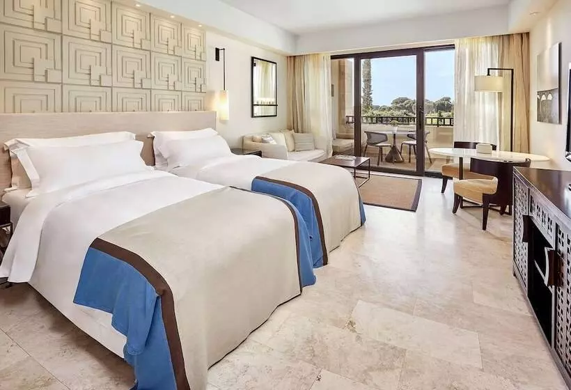 片側に海が見えるデラックスルーム, The Romanos, A Luxury Collection Resort, Costa Navarino