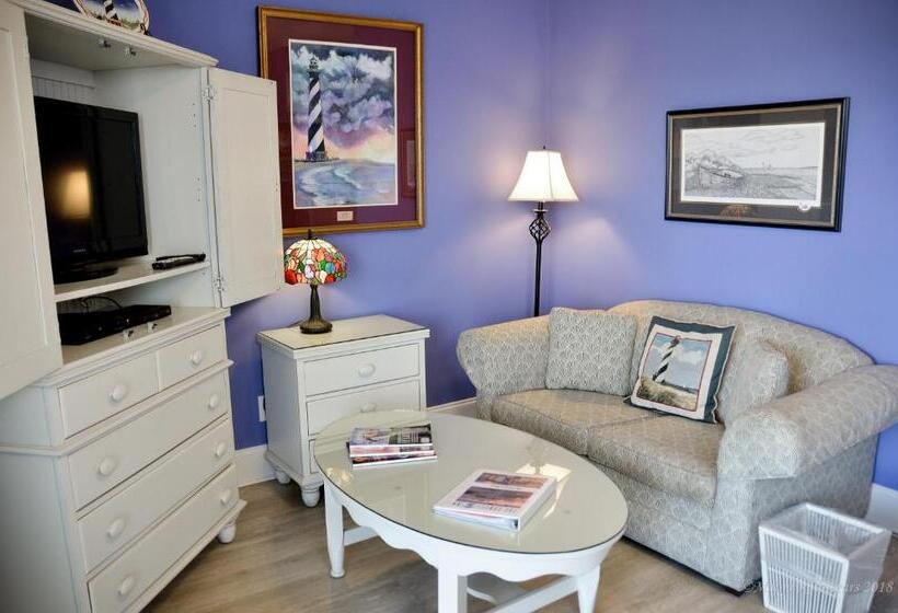 キングサイズベッドのスタンダードルーム, The Sunset Inn