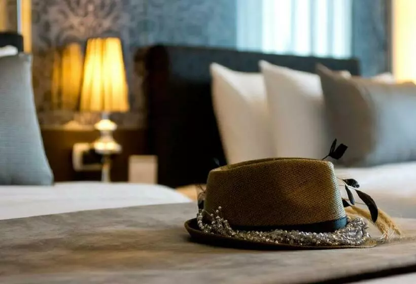 オーシャンビュースーペリアールーム, Way Hotel Pattaya
