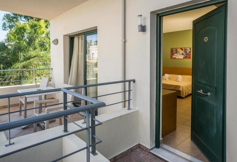 ガーデンビューのスタンダードワンルーム, Athina Beach Hotel