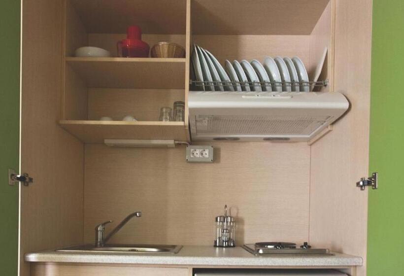 Апартаменты 1 Спальня Вид на Сад, Athina Beach Hotel