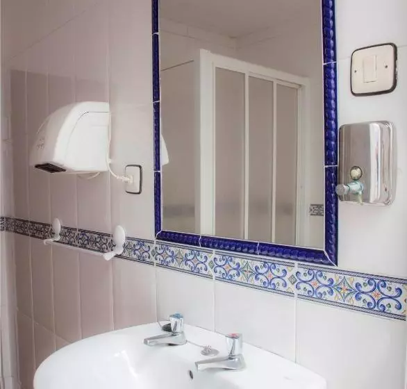 バスルーム共有のシングルスタンダード, Hostal Paris