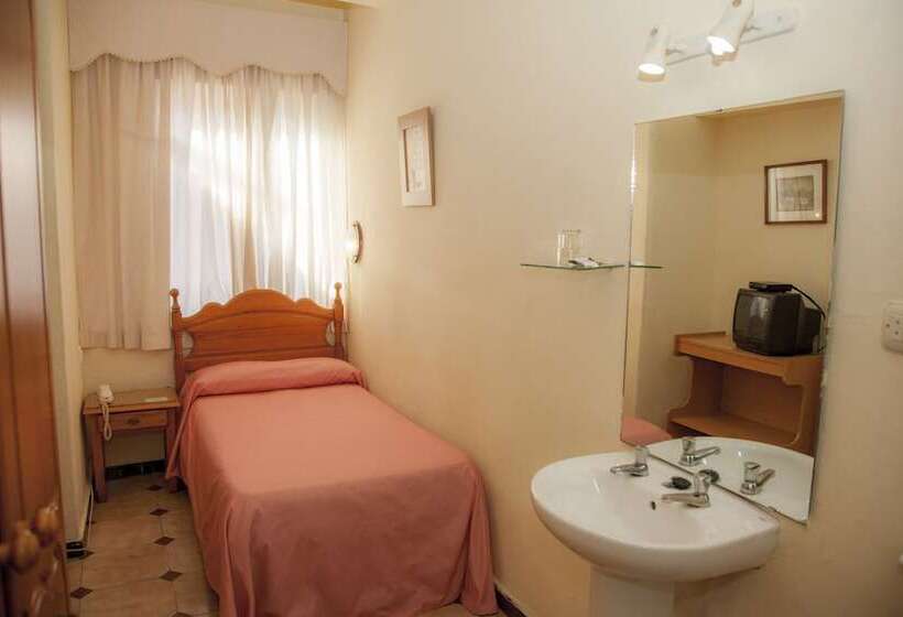 Quarto Estandar Individual Banheiro Compartilhado, Hostal Paris