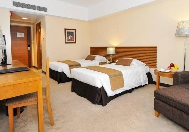 اتاق لوکس, Caritas Oswald Cheung International House