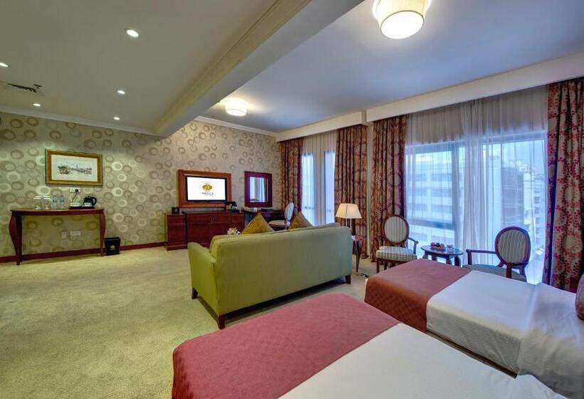 اتاق اجرایی, Donatello