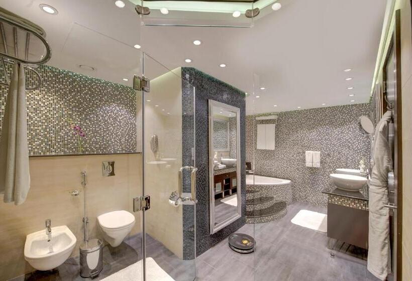 سوییت, Donatello