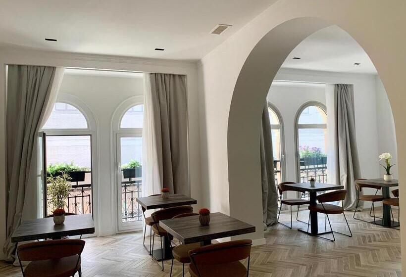 חדר דלוקס נוף לעיר, Florea Palace