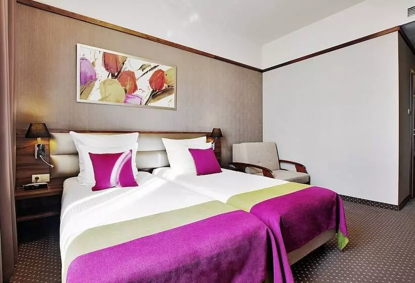 デラックスルーム, Golden Tulip Krakow City Center
