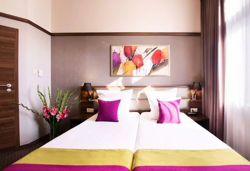 デラックスルーム, Golden Tulip Krakow City Center