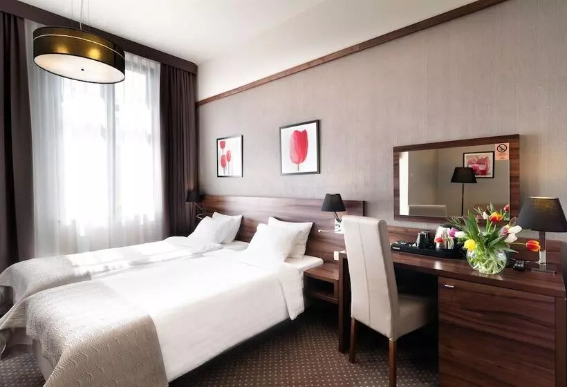デラックスルーム, Golden Tulip Krakow City Center