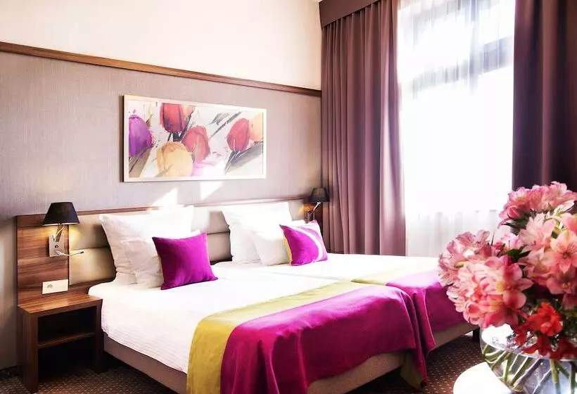 デラックスルーム, Golden Tulip Krakow City Center