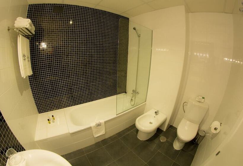 חדר סטנדרט, Mare