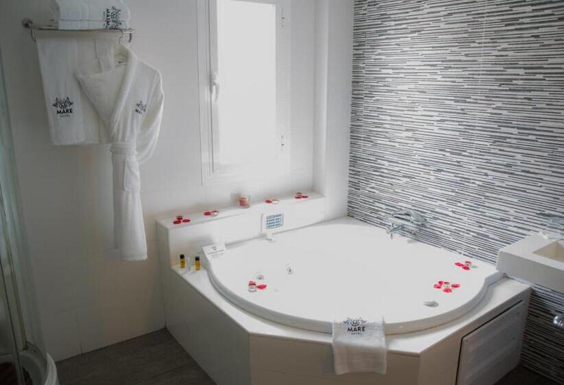 סוויטת ג'וניור, Mare