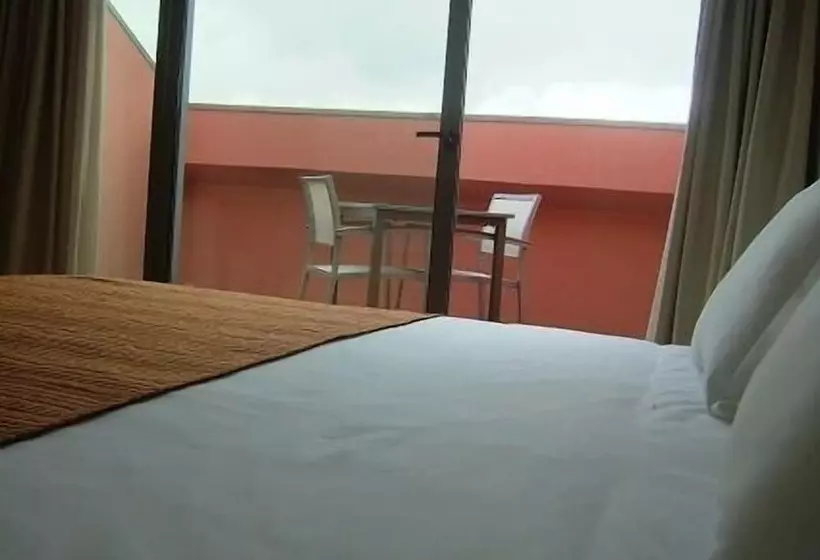 コンフォートルーム, Quinta Da Cruz & Spa