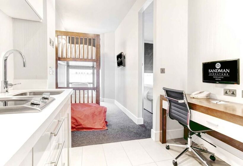 Family Suite, Sandman Signature Newcastle