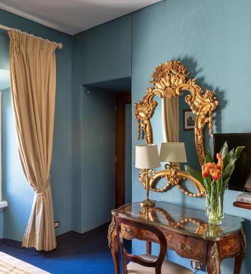 חדר סטנדרט, Scalinata Di Spagna