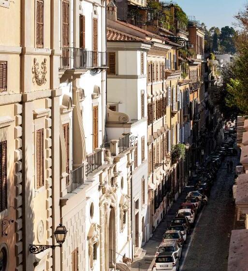 חדר סטנדרט, Scalinata Di Spagna