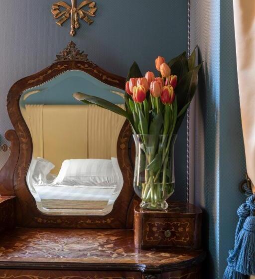 חדר סופריור עם טרסה, Scalinata Di Spagna