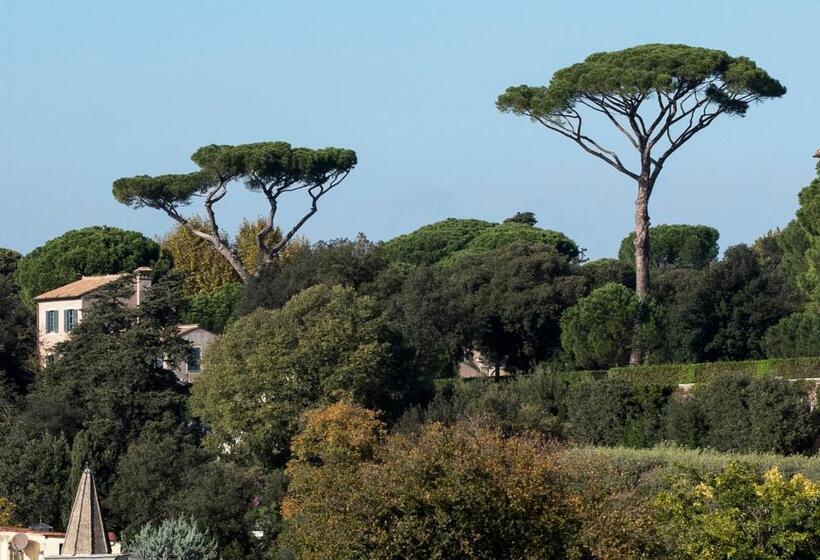 סוויטת ג'וניור, Scalinata Di Spagna