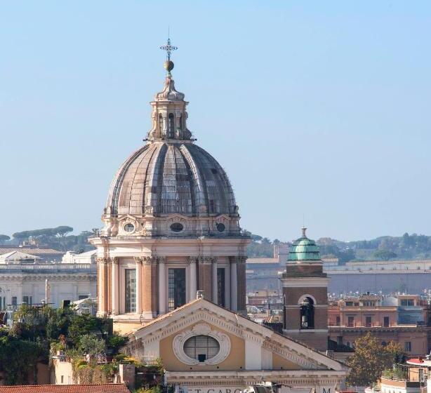 סוויטת ג'וניור, Scalinata Di Spagna