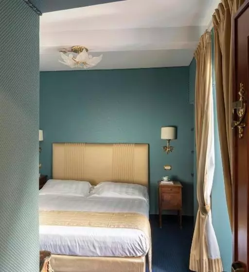 3 Bedroom Suite, Scalinata Di Spagna