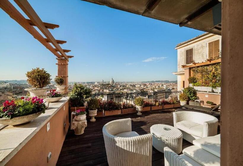 סוויטה עם נוף, Scalinata Di Spagna